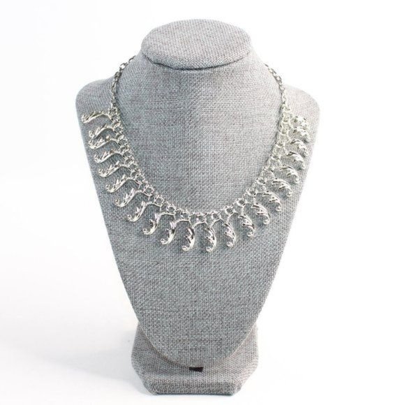 Sarah Coventry Jewelry - VTG Sarah Conventry Silver Metal Rolo Chain Princess Length with Filigree Charms